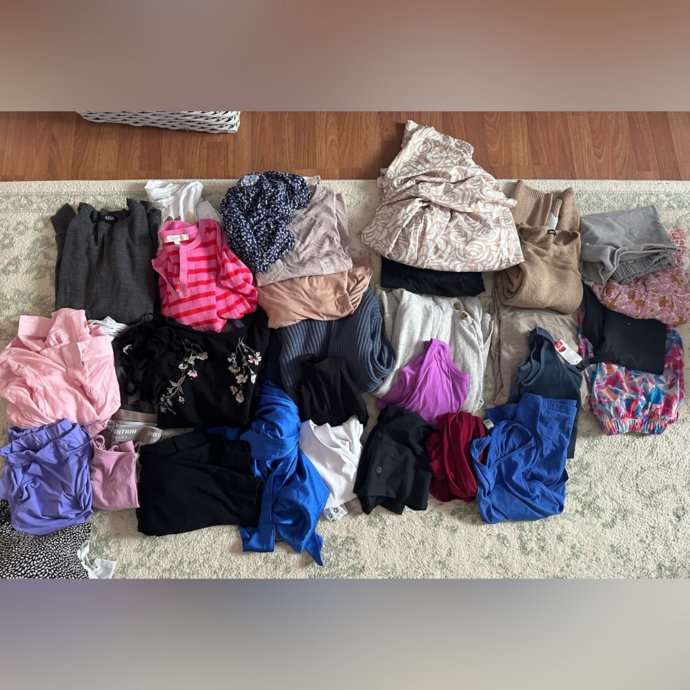 Clothing Lot-Medium | 34 items!